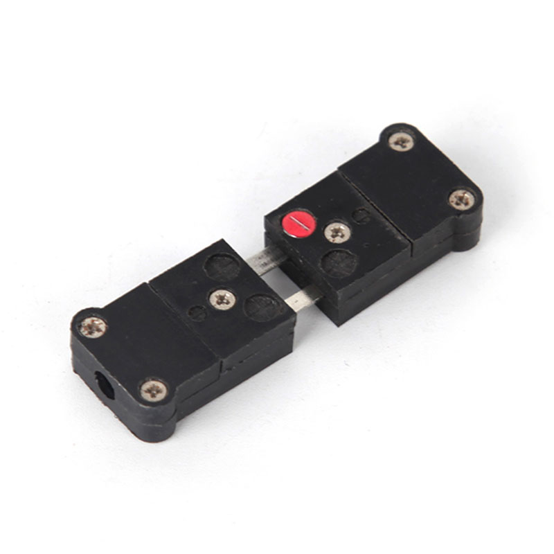 Plastic Thermocouple Plug